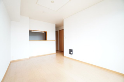 【居間・リビング】 | リール・アンジュ | ※同物件・同タイプの写真です。