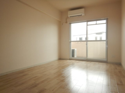 【洋室】 | コンフォール | 岡山市北区下中野　コンフォール　1K　洋室