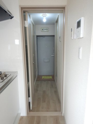 【玄関】 | コンフォール | 岡山市北区下中野　コンフォール　1K　玄関