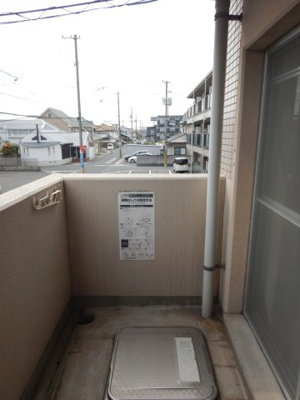 【バルコニー】 | コンフォール | 岡山市北区下中野　コンフォール　1K　バルコニー