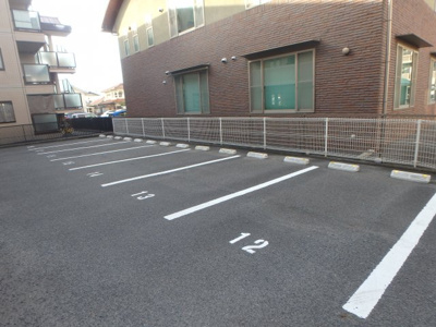 【駐車場】 | コンフォール | 岡山市北区下中野　コンフォール　1K　駐車場