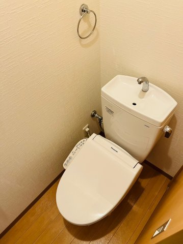 仲介手数料0円！！A・City名港のトイレ
