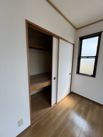 セジュール相生の収納|南洋室にある収納です。