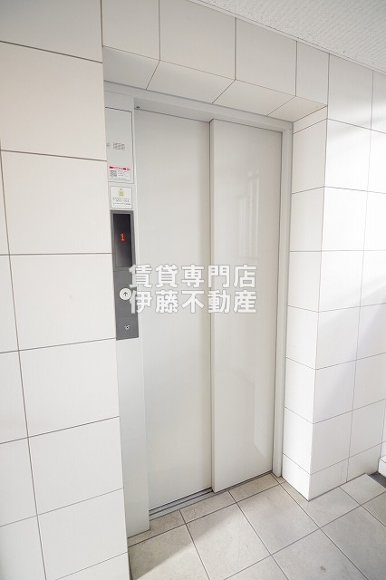 LUNA KASATORIのロビー