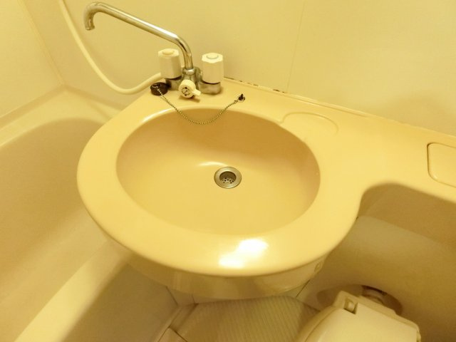 エスティライフ喜志駅前の洗面所