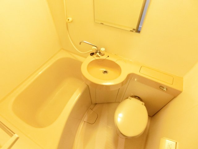 エスティライフ喜志駅前の浴室