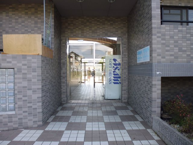 ジョイフル明和のエントランス