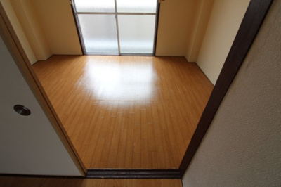 【洋室】 | 浜甲シーサイドマンション | コンパクトで使いやすい洋室です