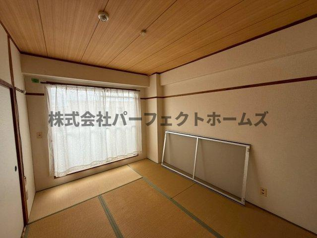 清水谷コーポの和室|い草の香りが落ち着く素敵な和室です