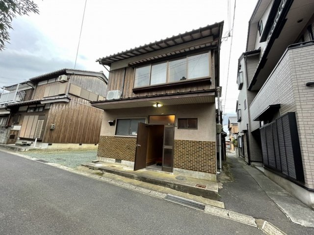 小浜市借家の外観