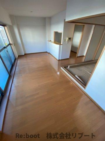 ラフィーネ駿河台.の居間・リビング