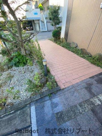 ラフィーネ駿河台.の庭