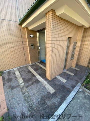 ラフィーネ駿河台.のエントランス