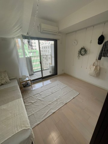 仲介手数料0円！！フローライト上前津の洋室