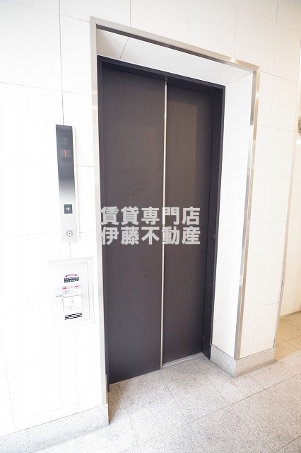 マックヴィラージュ平安のロビー