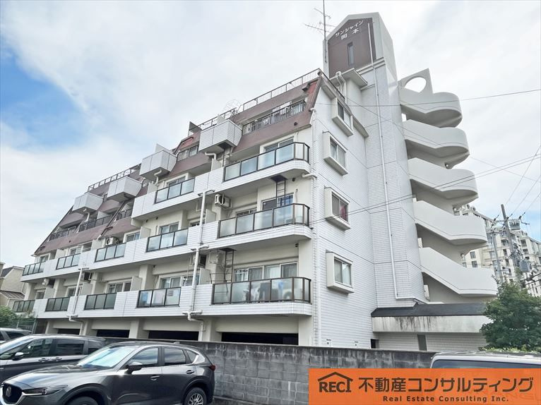 サンシャイン岡本の外観