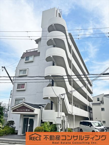 サンシャイン岡本の外観