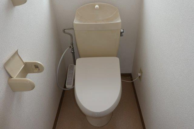 アンペルシェのトイレ|ウォシュレット