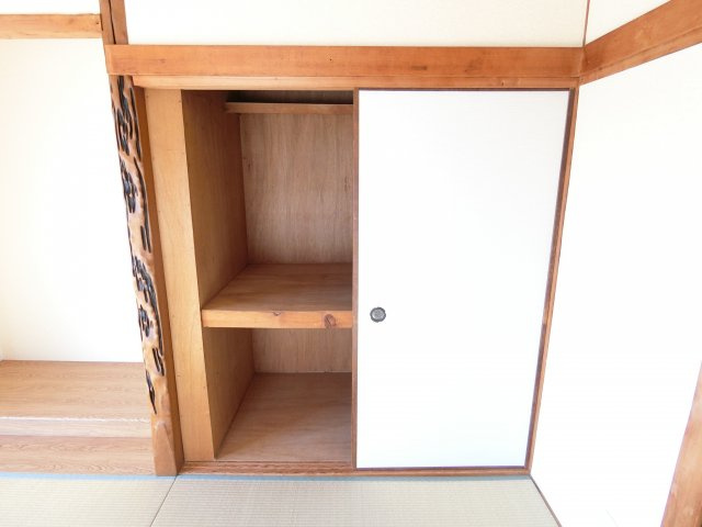 三晃マンションの収納|同マンション別部屋写真