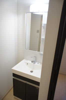 【設備】 | Grandtic SYM(シム)博多(グランティックシムハカタ) | 別号室の写真になります。現況優先。