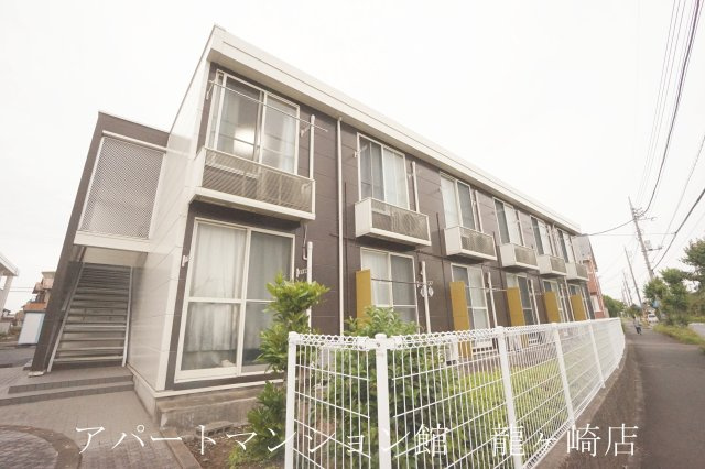 レオパレスカネエーズ松ヶ丘A棟