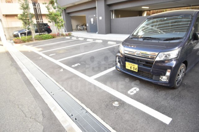 【その他】 | エスリード福島シティグランツ | 駐車場完備です