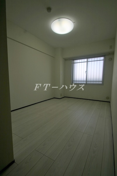 モアクレスト船橋三咲の居間・リビング