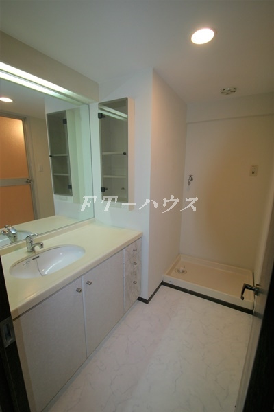 モアクレスト船橋三咲の洗面所