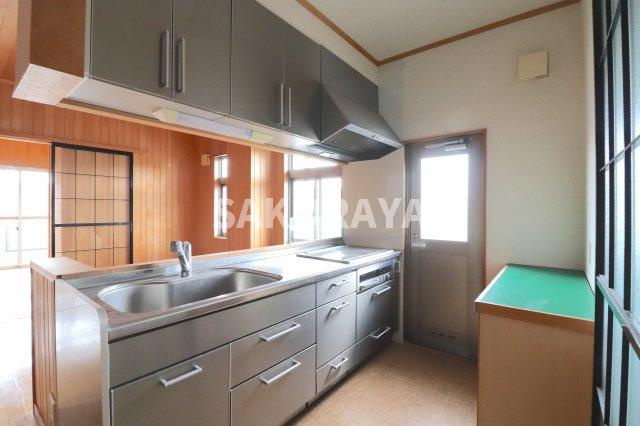 サンウッドのキッチン|2023年4月撮影。