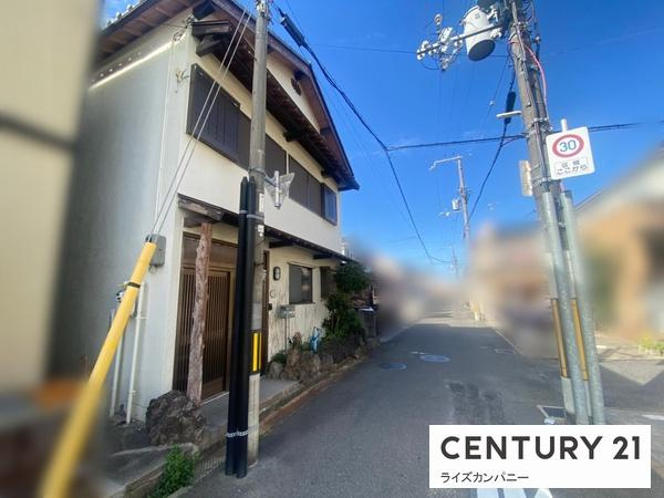 【前面道路含む現地写真】 | 高石市加茂1丁目　中古戸建