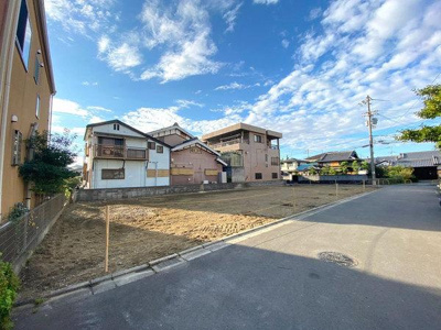 【前面道路含む現地写真】 | Taisei Palace住道 | 保育園や公園が徒歩10分！お子様と一緒に公園までお買い物ついでにお散歩もお楽しみいただけます♪
