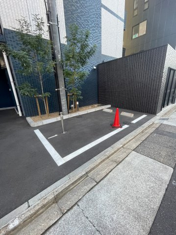 仲介手数料0！！アステリ鶴舞ディオの駐車場