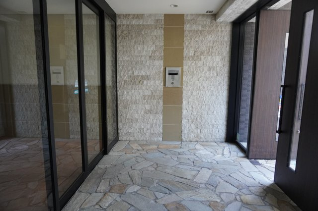 仲介手数料0！！リバーコート砂田橋Ⅱのエントランス