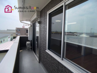 【バルコニー】