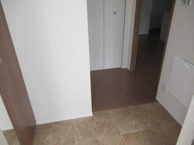 エルメゾン安城　　刈谷市近郊の賃貸はクラスホーム刈谷店の玄関