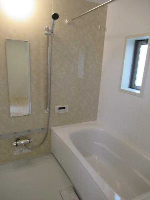 エルメゾン安城　　刈谷市近郊の賃貸はクラスホーム刈谷店の浴室