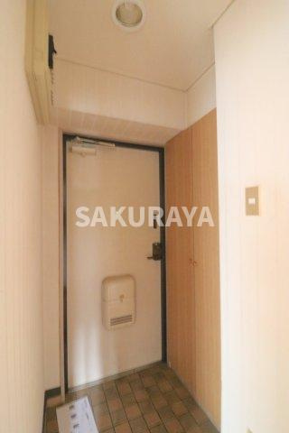 モンシャトー足利成和の玄関|2023年撮影。現況と異なる場合がございます。