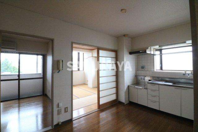 モンシャトー足利成和の居間・リビング|2024年撮影。現況と異なる場合がございます。