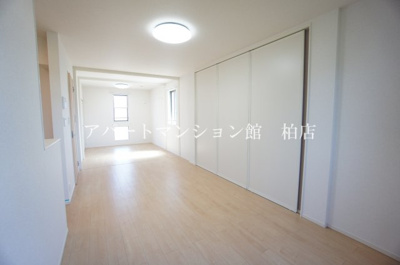 【寝室】 | フラーゼ