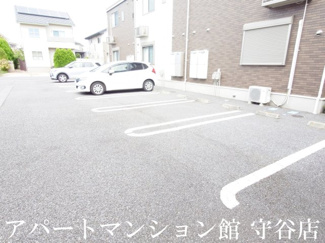 【駐車場】