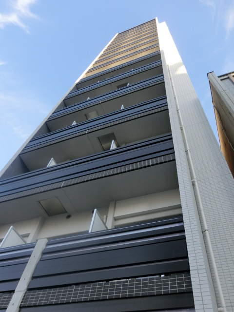 大阪市中央区谷町６丁目の賃貸マンションの外観