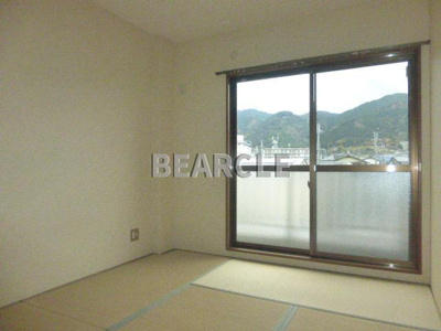 【和室】 | ヴェルデ比叡山 | 和室があれば客間としても活用できます