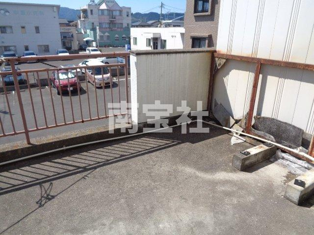 【バルコニー】