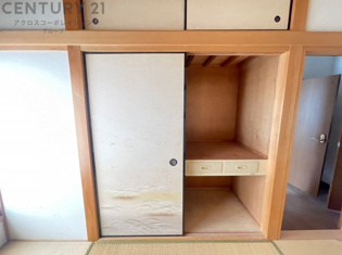 川西市一庫3丁目中古戸建の収納