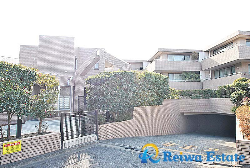 中銀茅ヶ崎マンシオンの外観