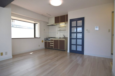 【洋室】 | シャルール浅間町