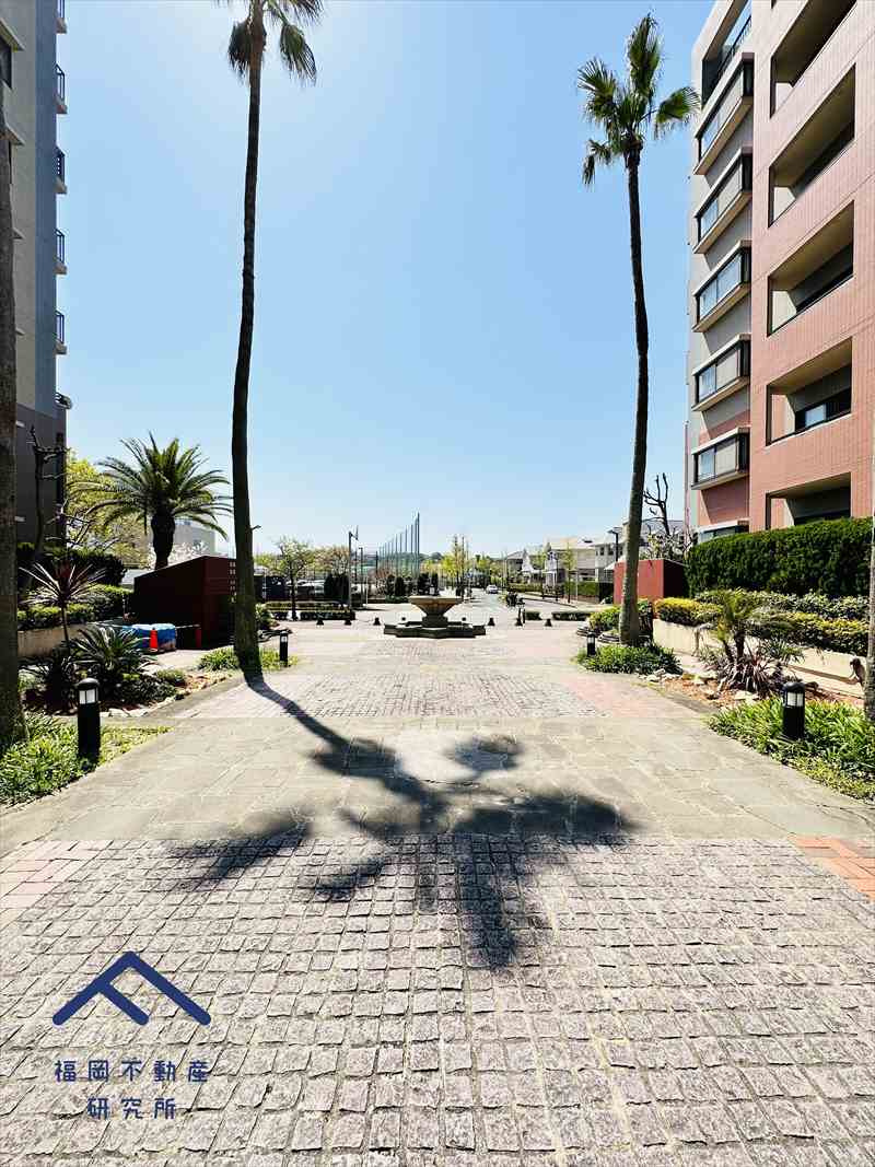 リベーラガーデンDⅡ棟（アベニューイーストⅡ棟）の周辺