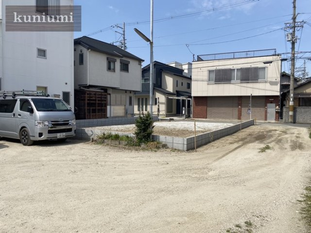 堺市北区長曾根町の周辺|敷地裏は駐車場なので遮るものがありません。