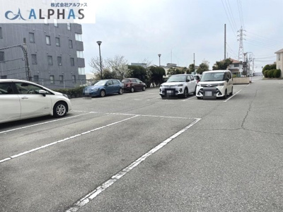 【駐車場】 | ハイラーク明石 | 敷地内に駐車場ございます♪