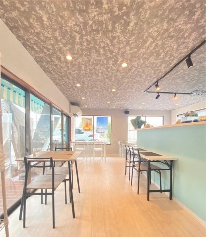 【居間・リビング】 | ♪中区四御神♪おしゃれな古民家風♪部屋数多♪ | 駐車場３台以上あり。室内、外観リフォーム済みです